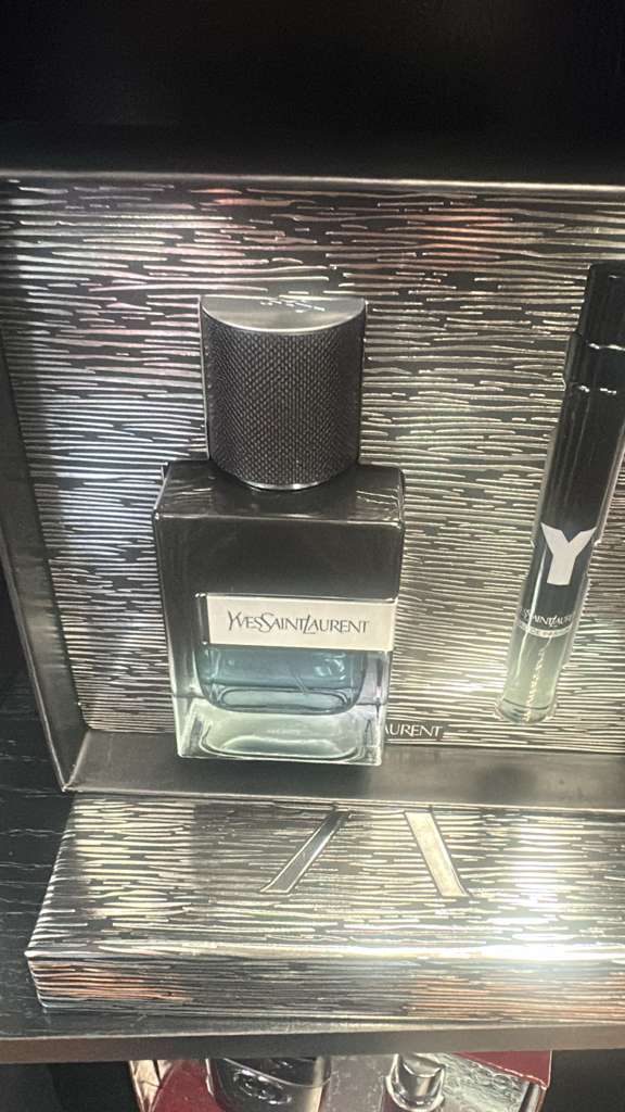 Yves Saint Laurent Y